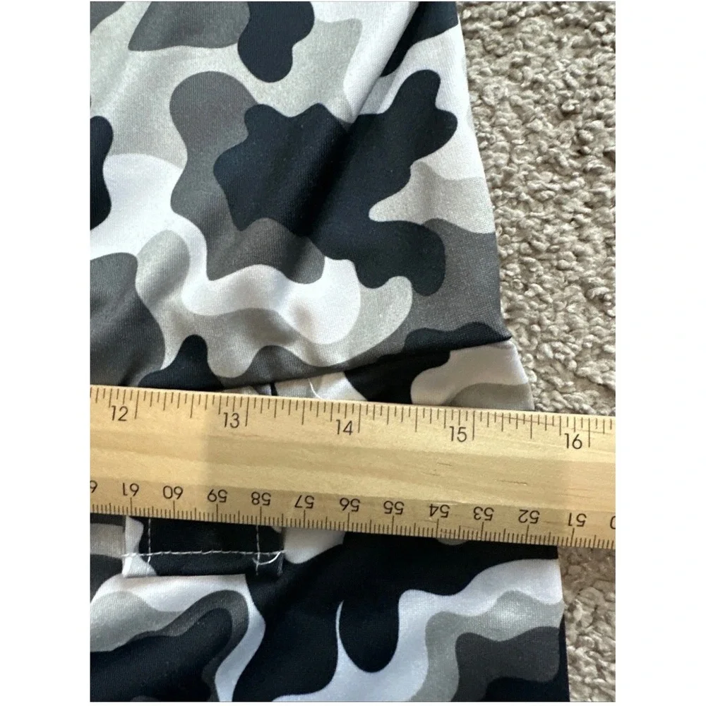 Spirit Halloween Camo Jumpsuit Womens Large Grey Black White Costume Bodysuit